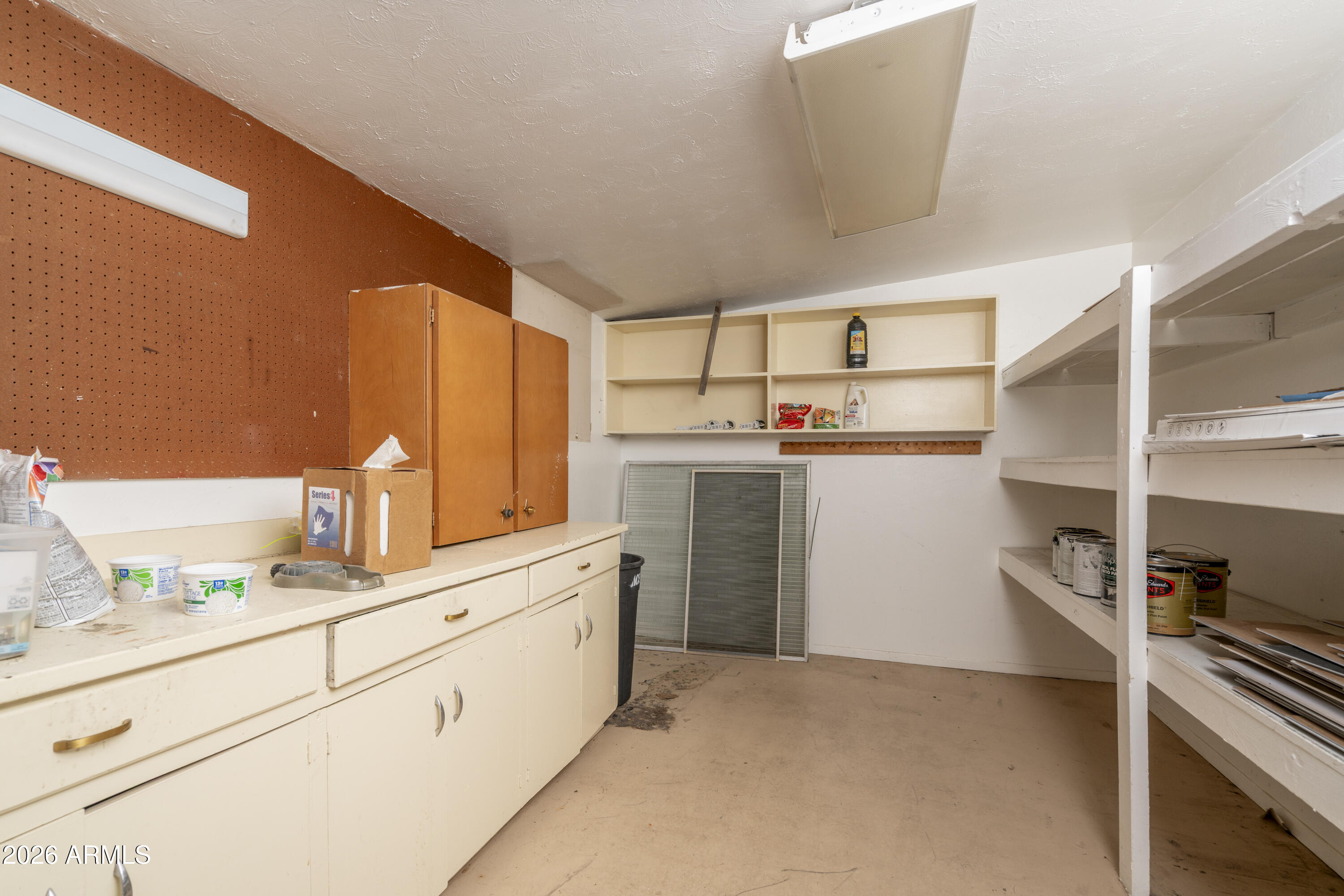 3001 E Cholla Street