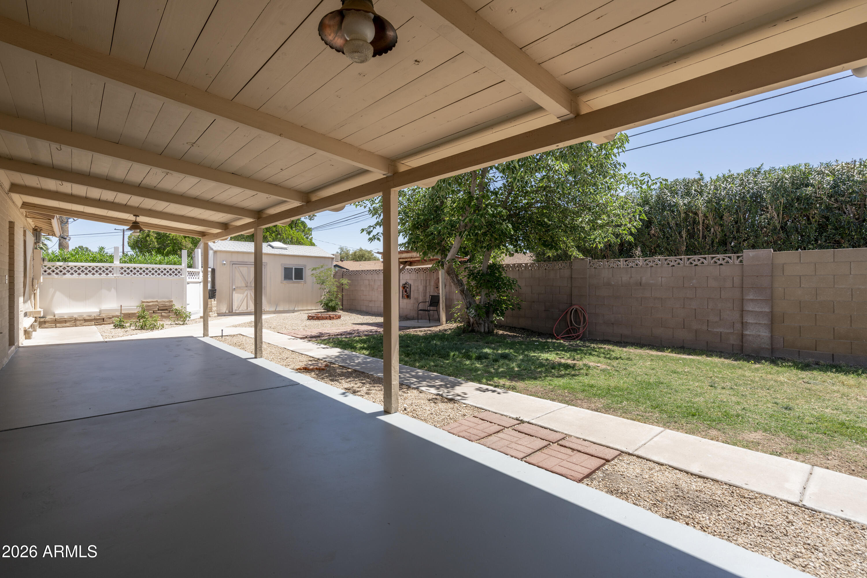 3001 E Cholla Street