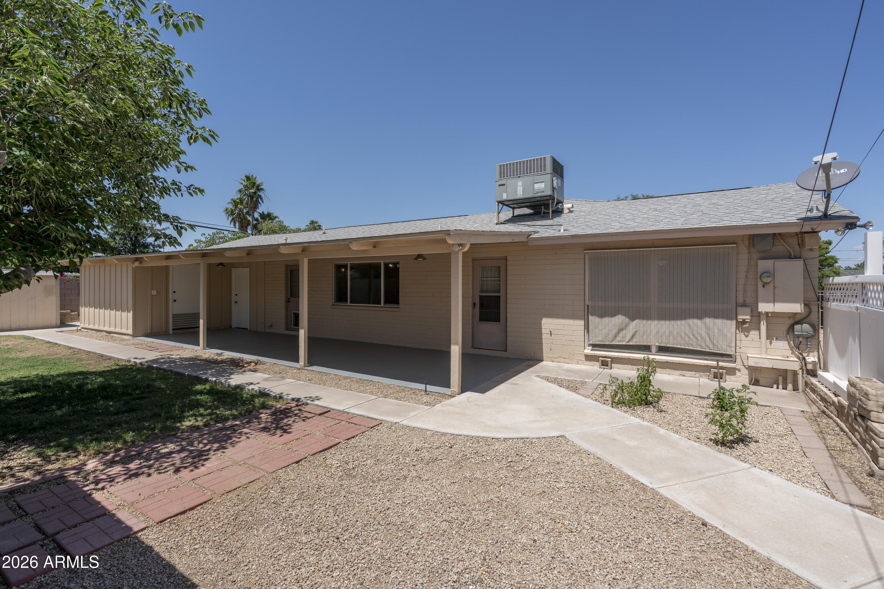 3001 E Cholla Street