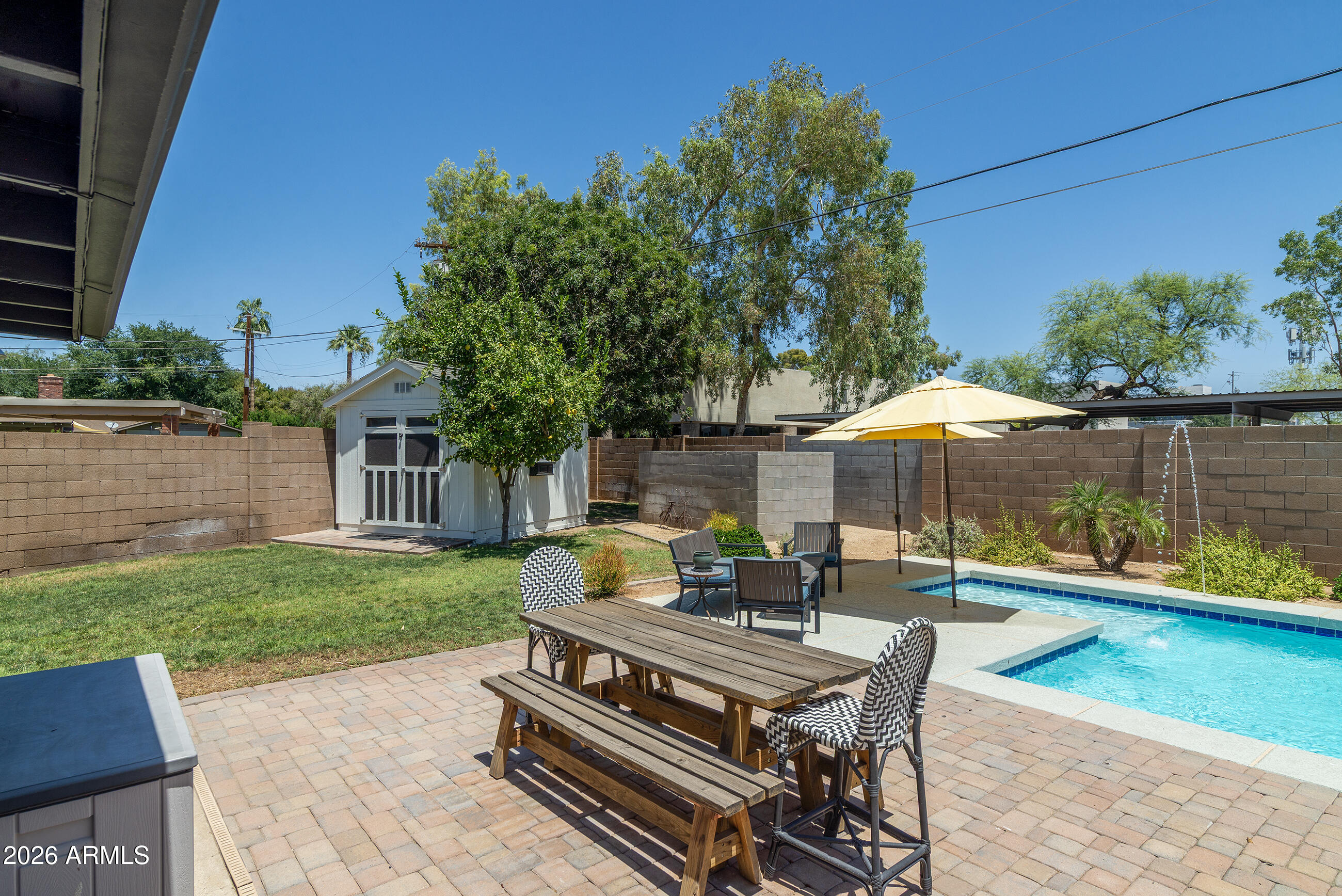 5321 N 14th Place