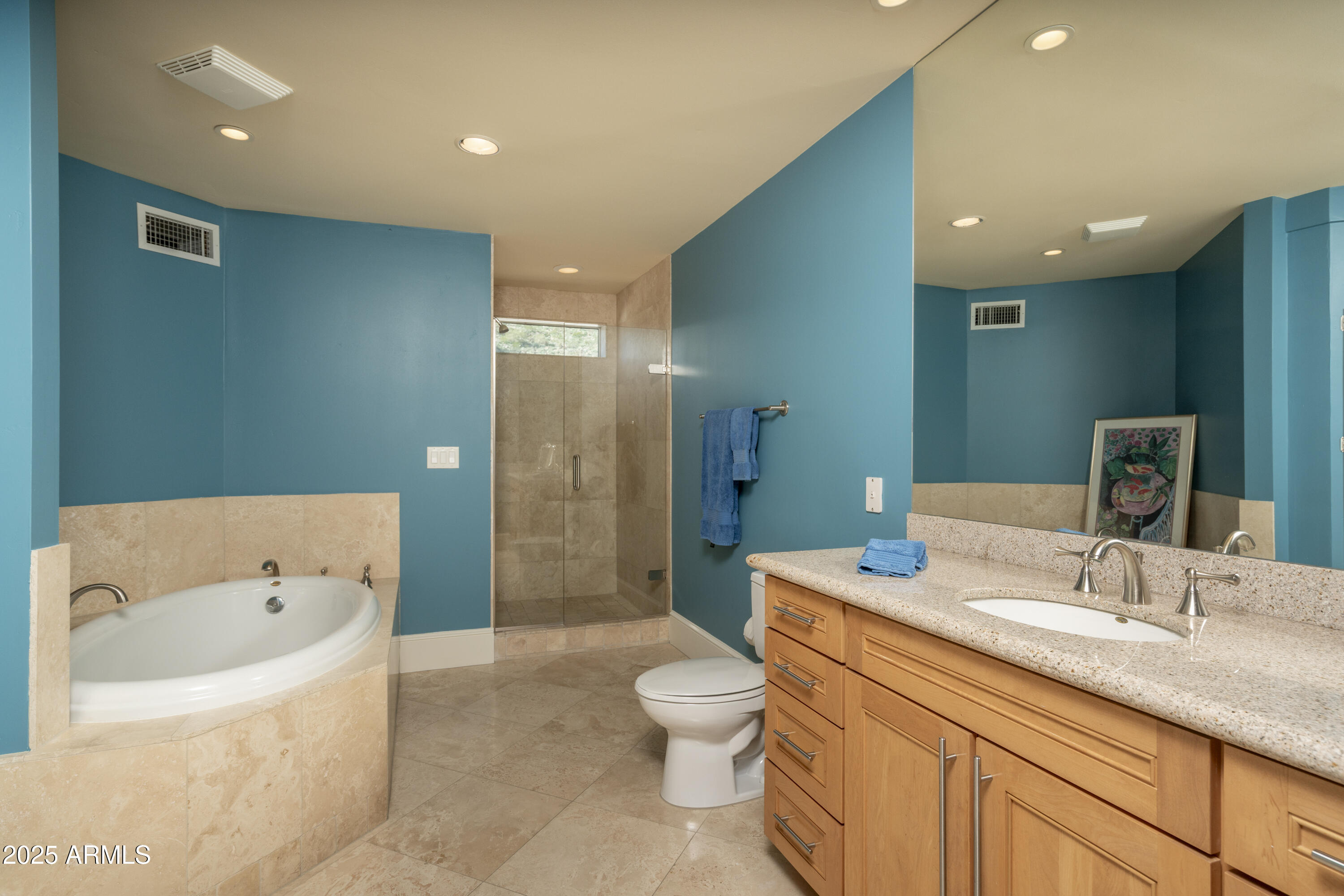 3500 E LINCOLN Drive 17