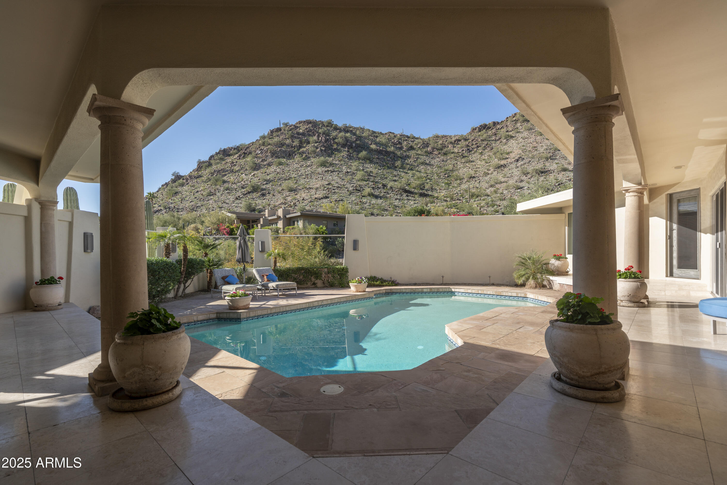 3500 E LINCOLN Drive 17