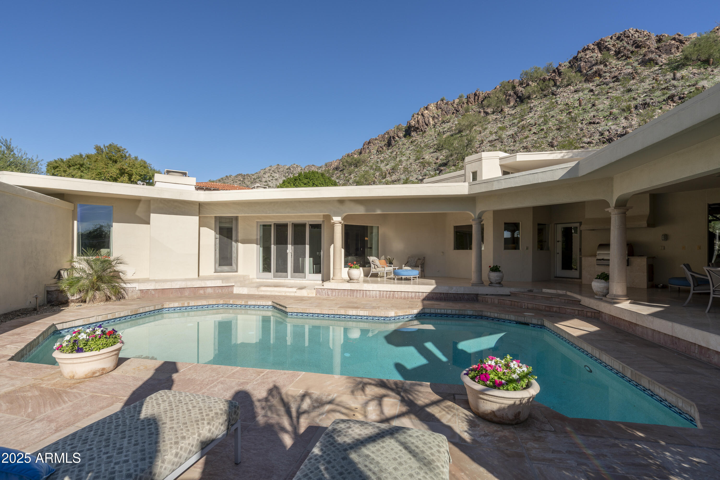 3500 E LINCOLN Drive 17