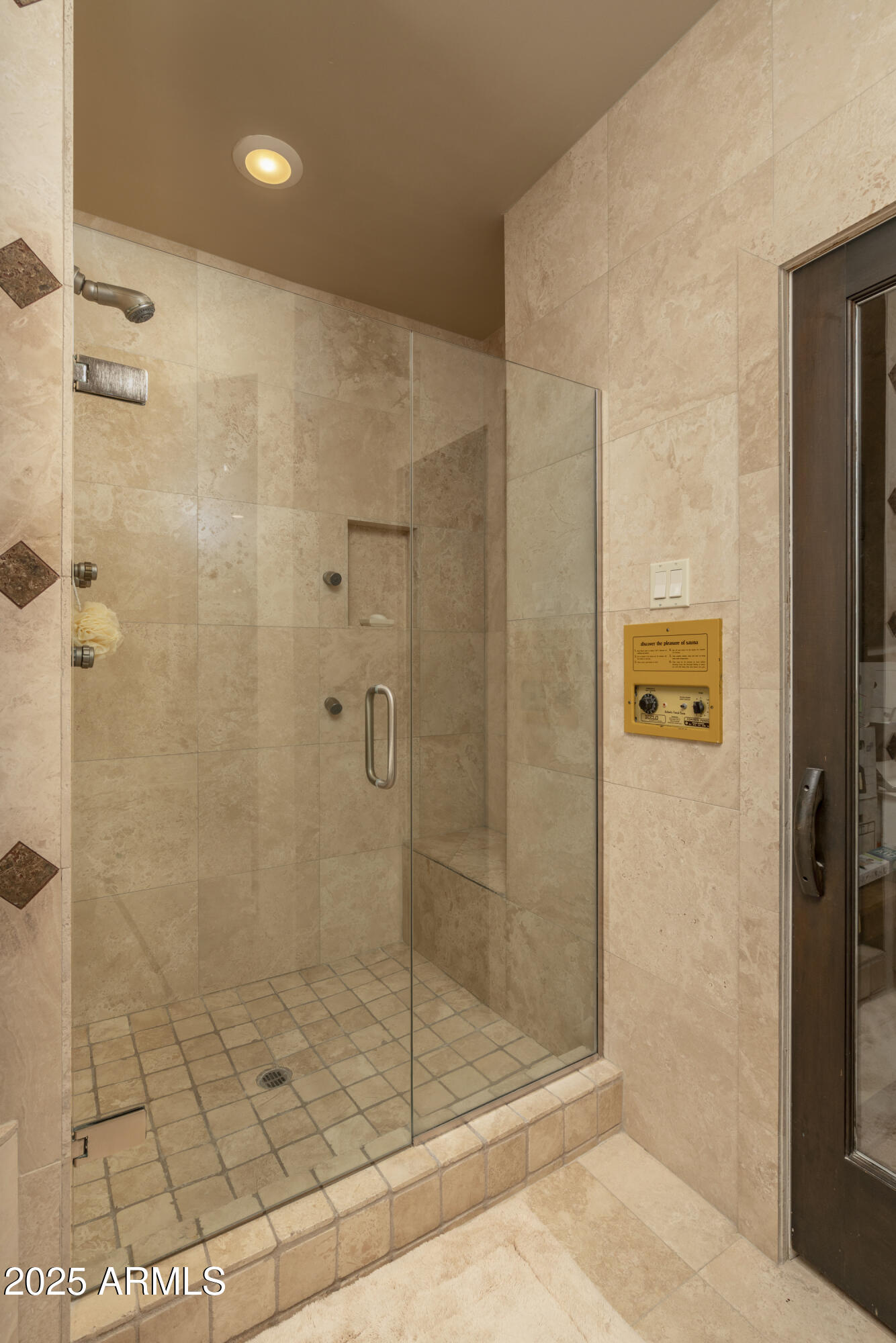 3500 E LINCOLN Drive 17