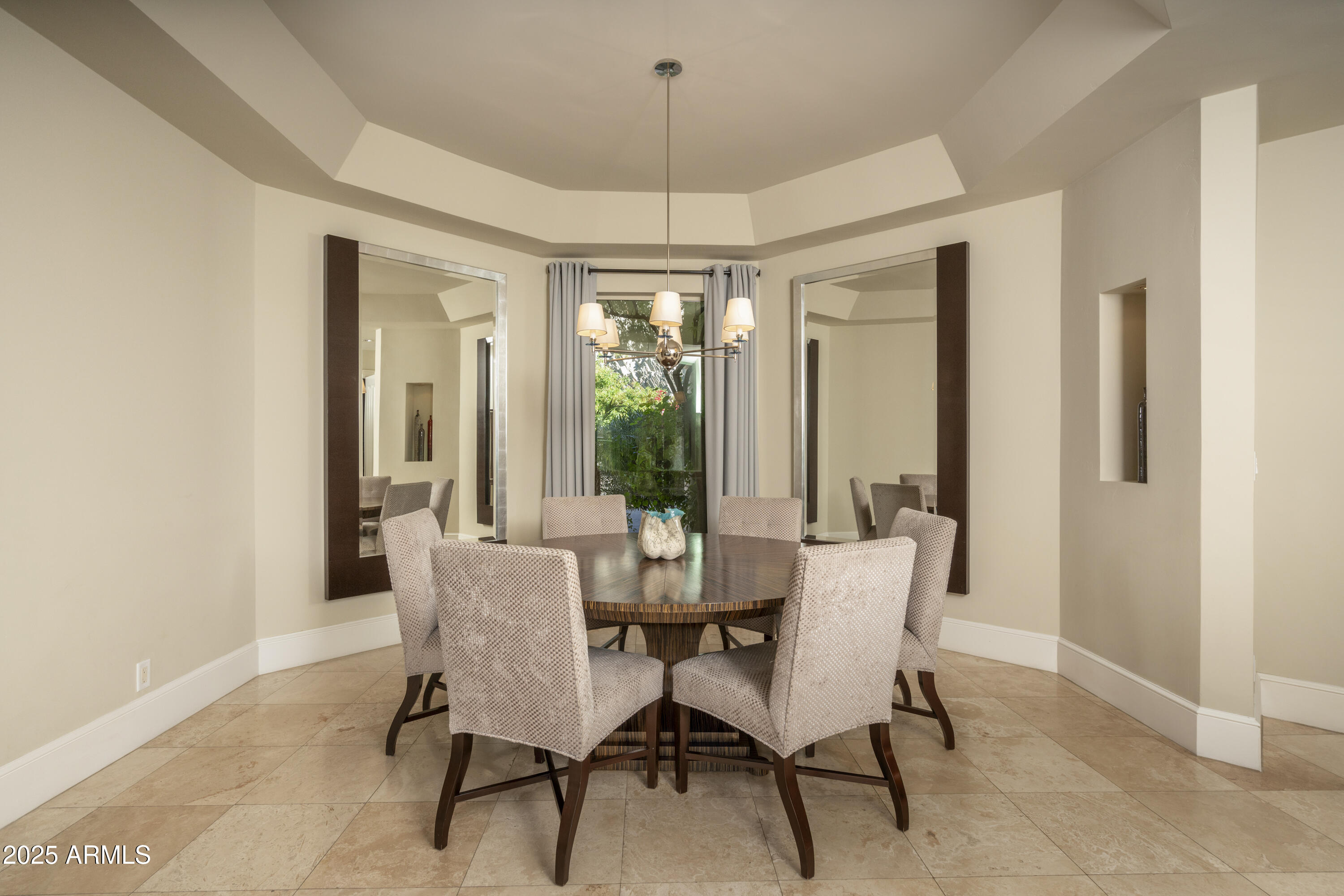 3500 E LINCOLN Drive 17