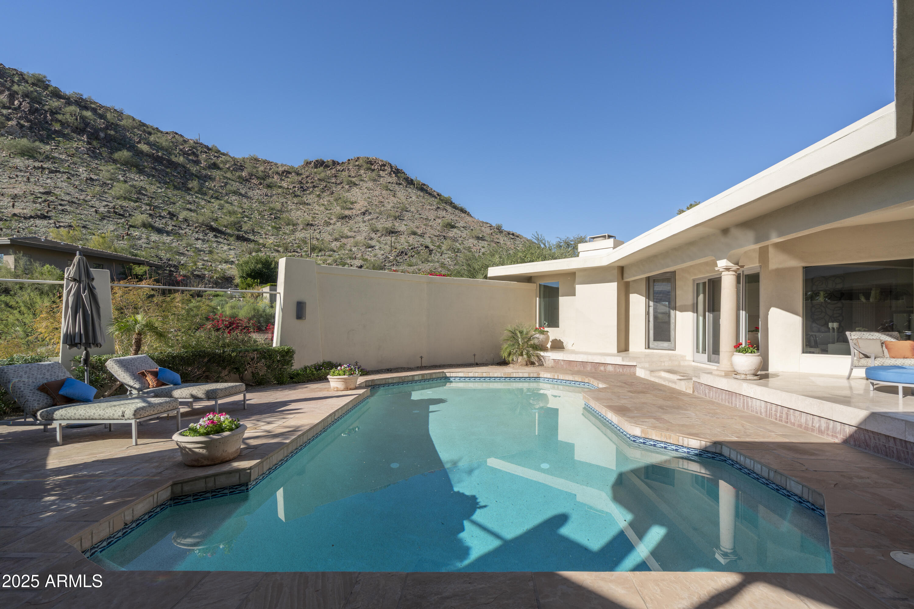 3500 E LINCOLN Drive 17