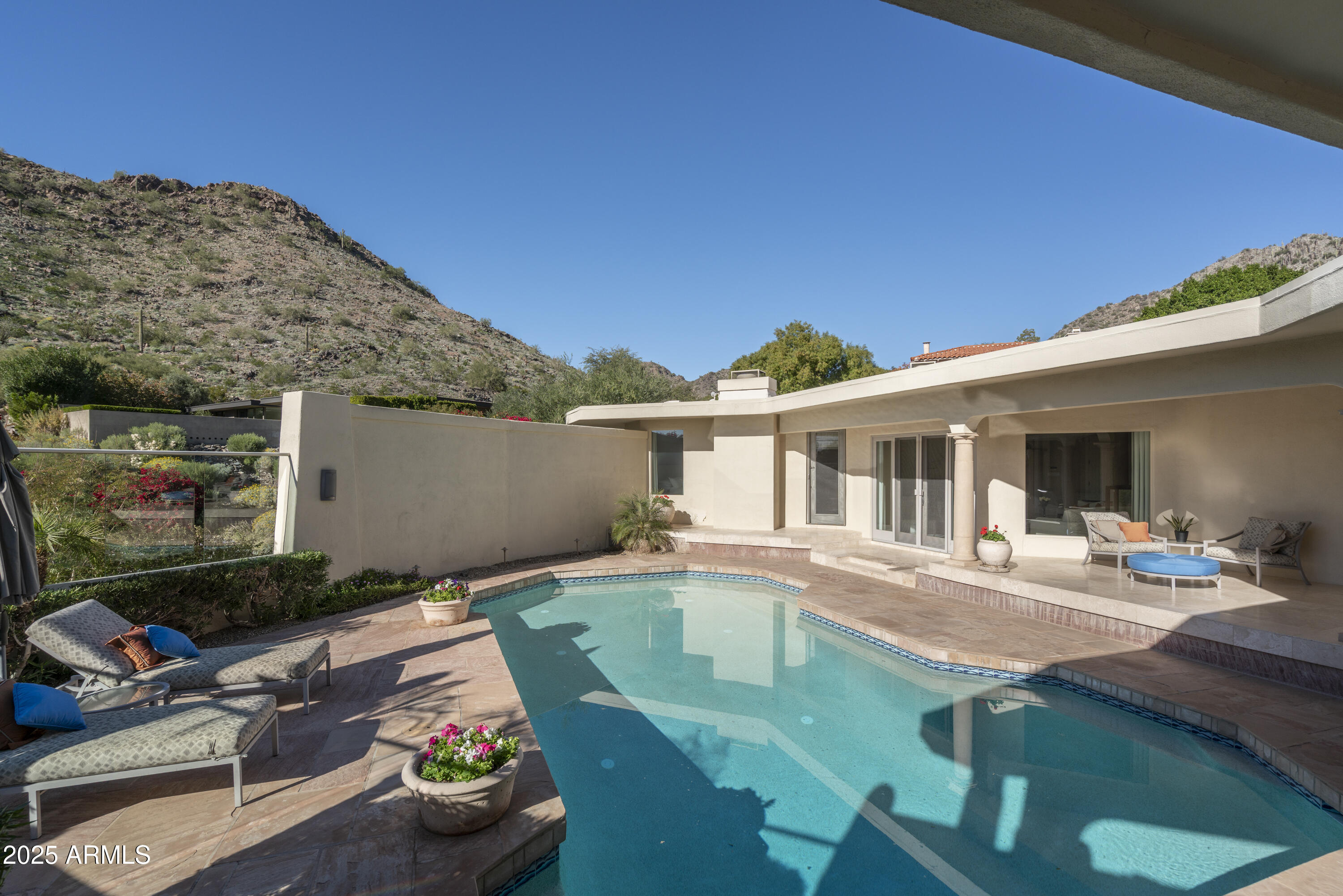 3500 E LINCOLN Drive 17