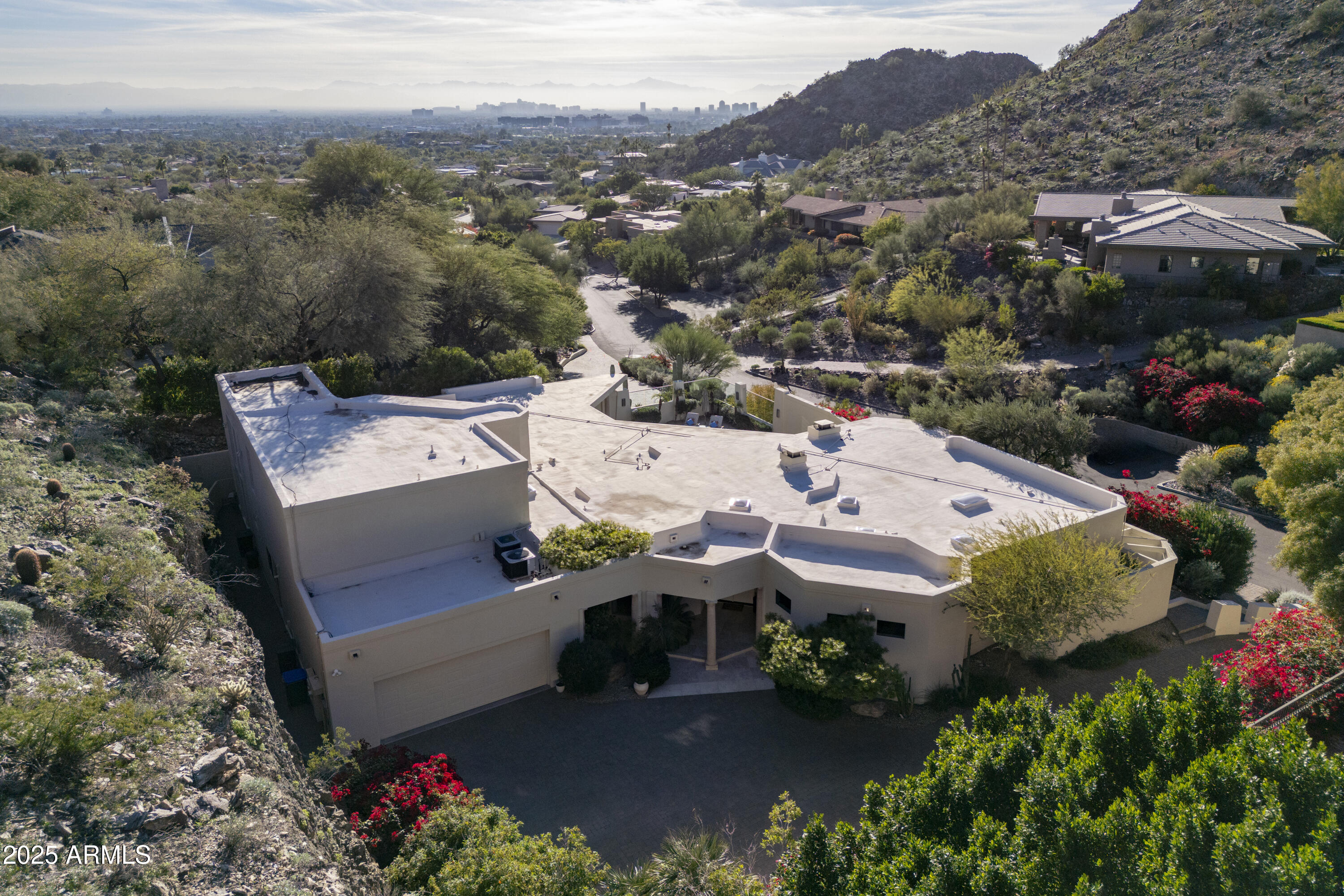 3500 E LINCOLN Drive 17