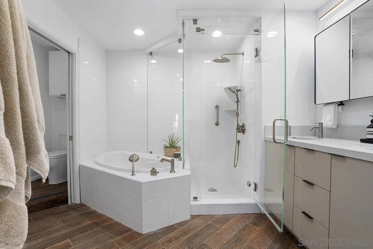 239 S Helix Unit 22