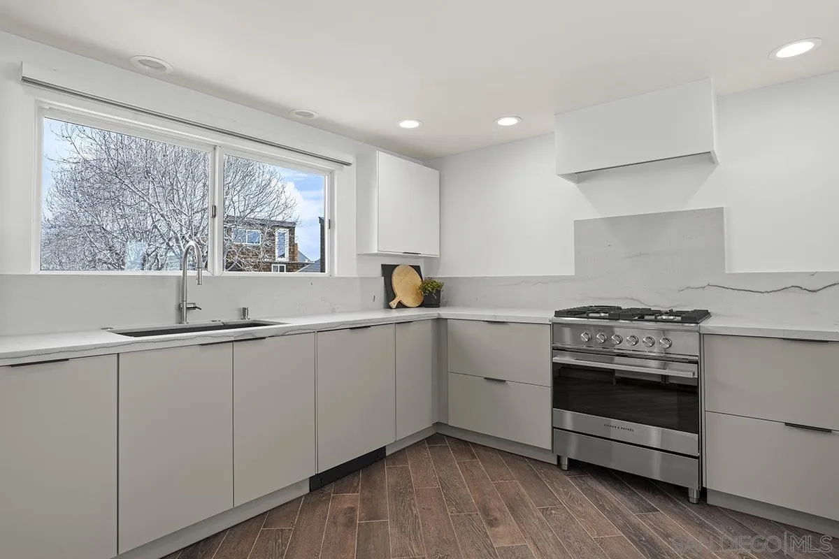239 S Helix Unit 22