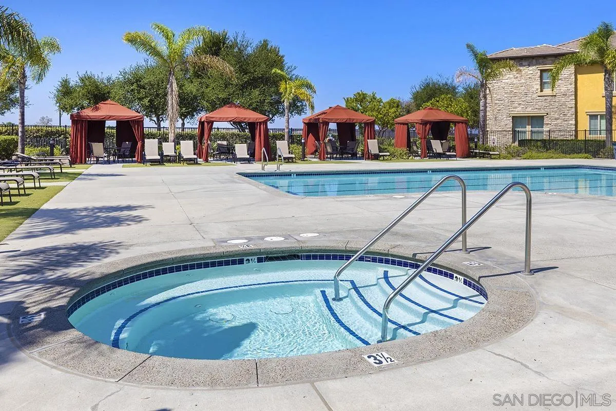 10689 New Grove Trail Unit 71