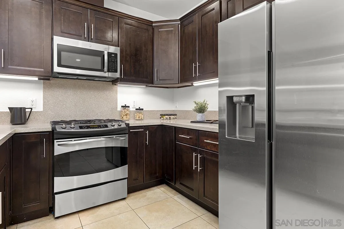 10689 New Grove Trail Unit 71