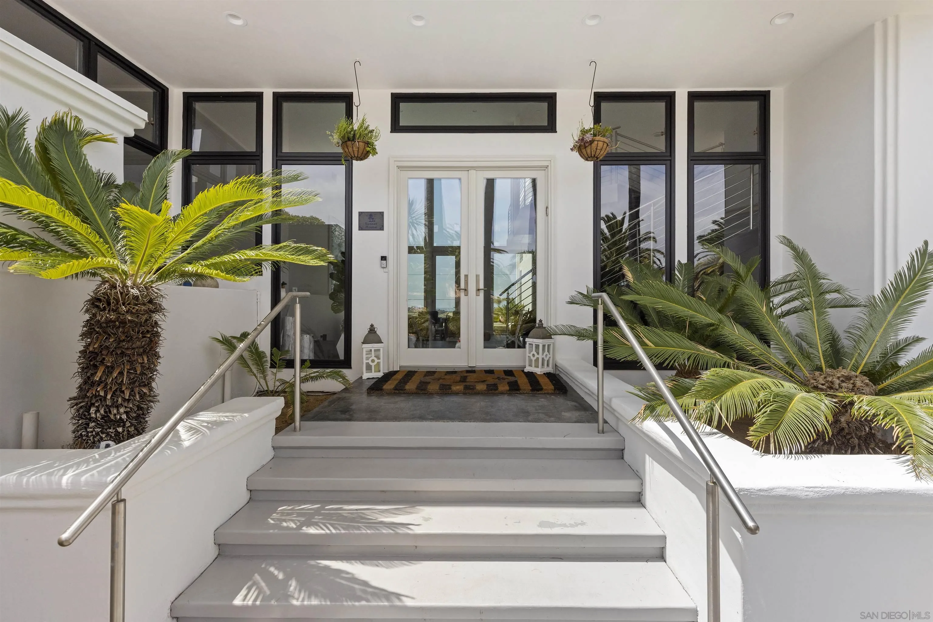 3325 Caminito Daniella