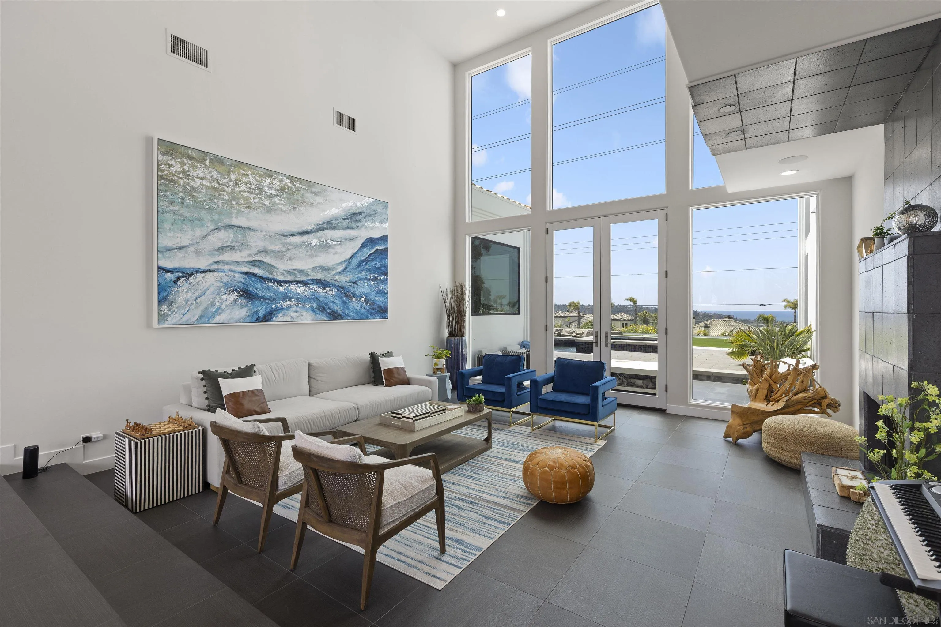 3325 Caminito Daniella