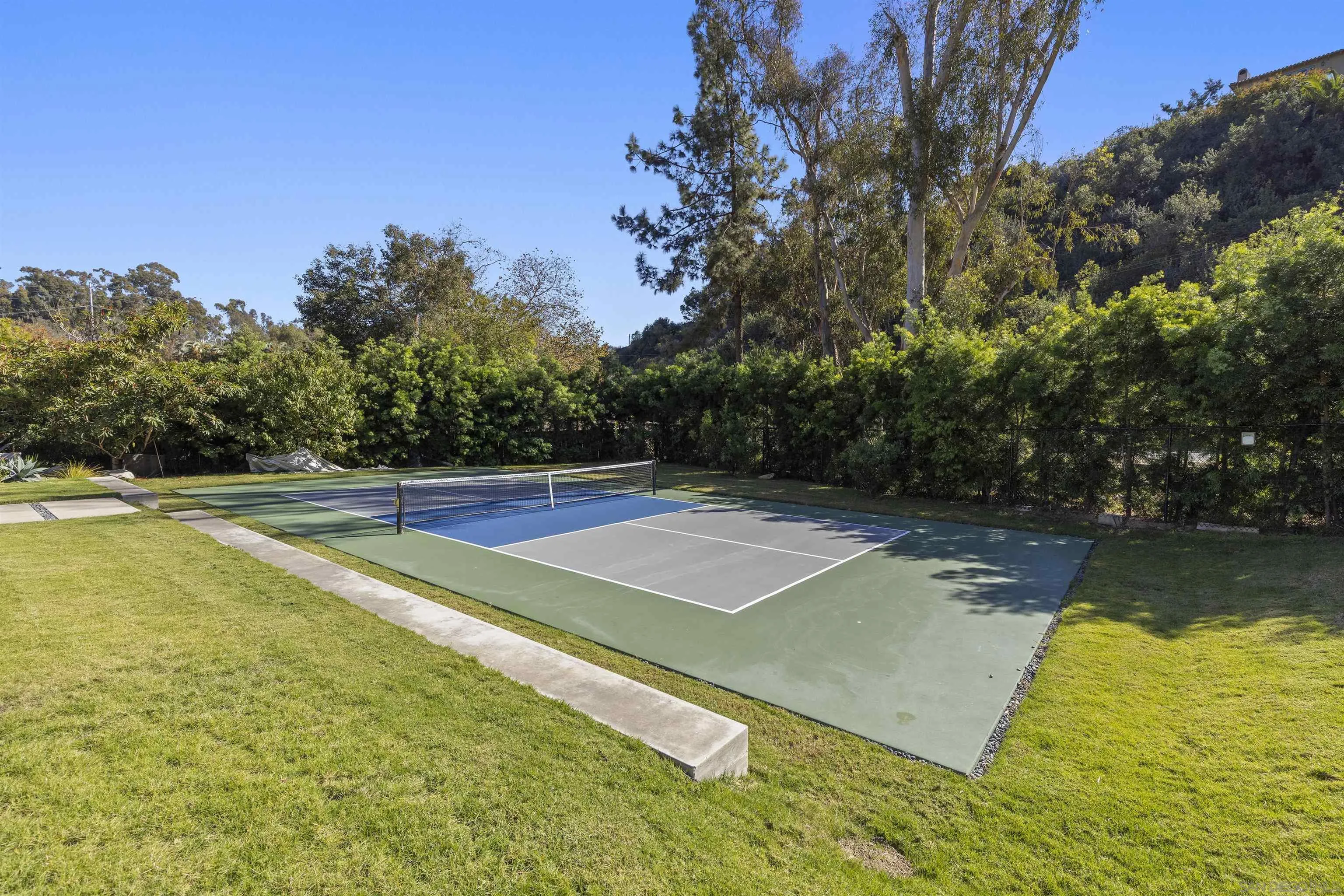 4874 Sun Valley Rd