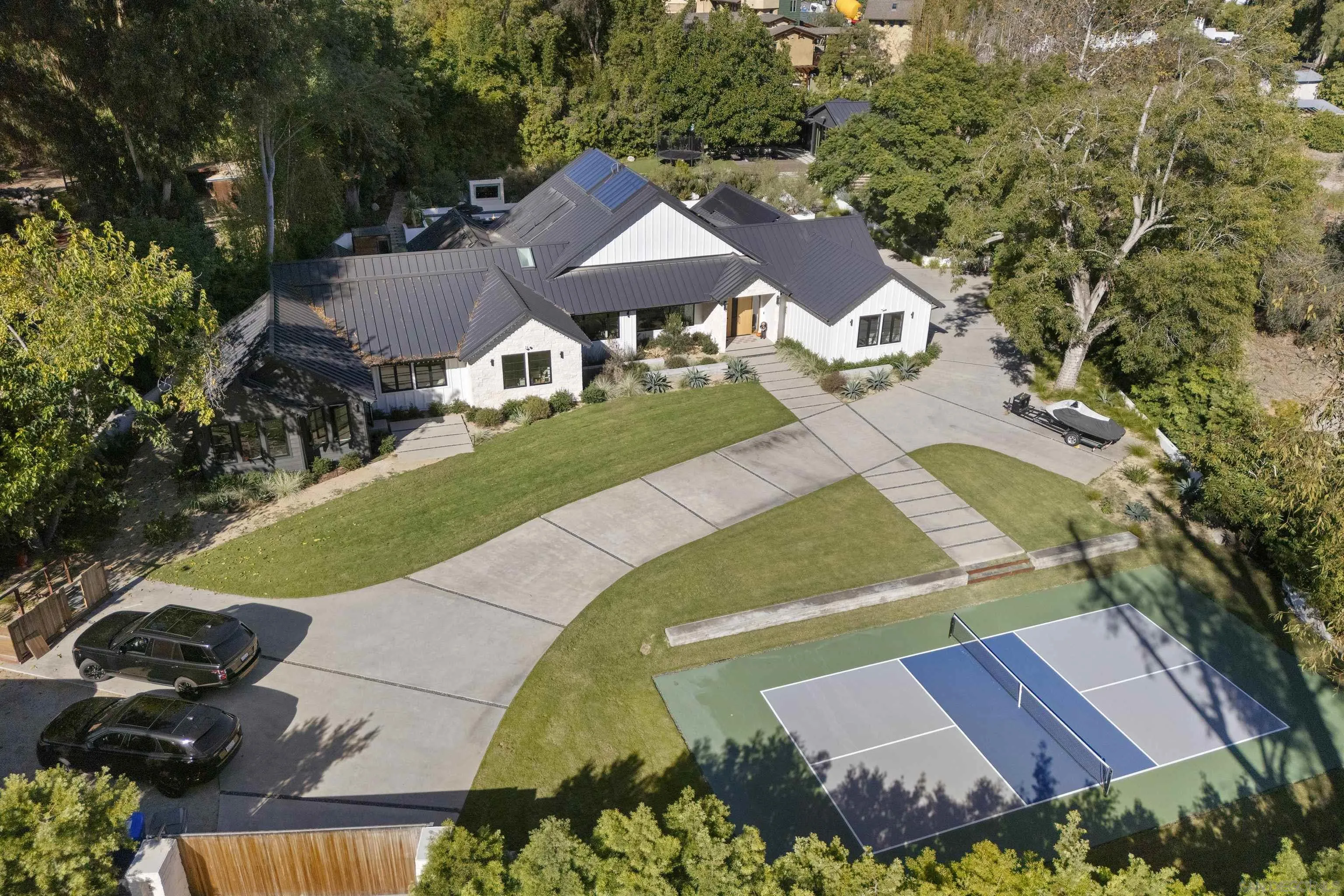 4874 Sun Valley Rd