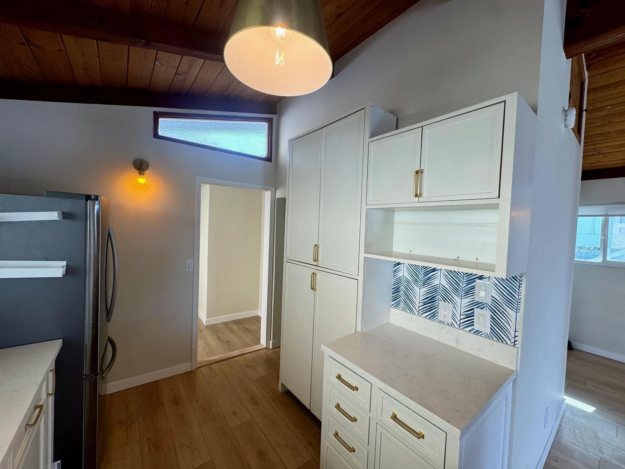 113 N Granados Unit 113