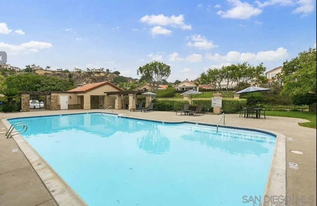 3057 Caminito Sagunto