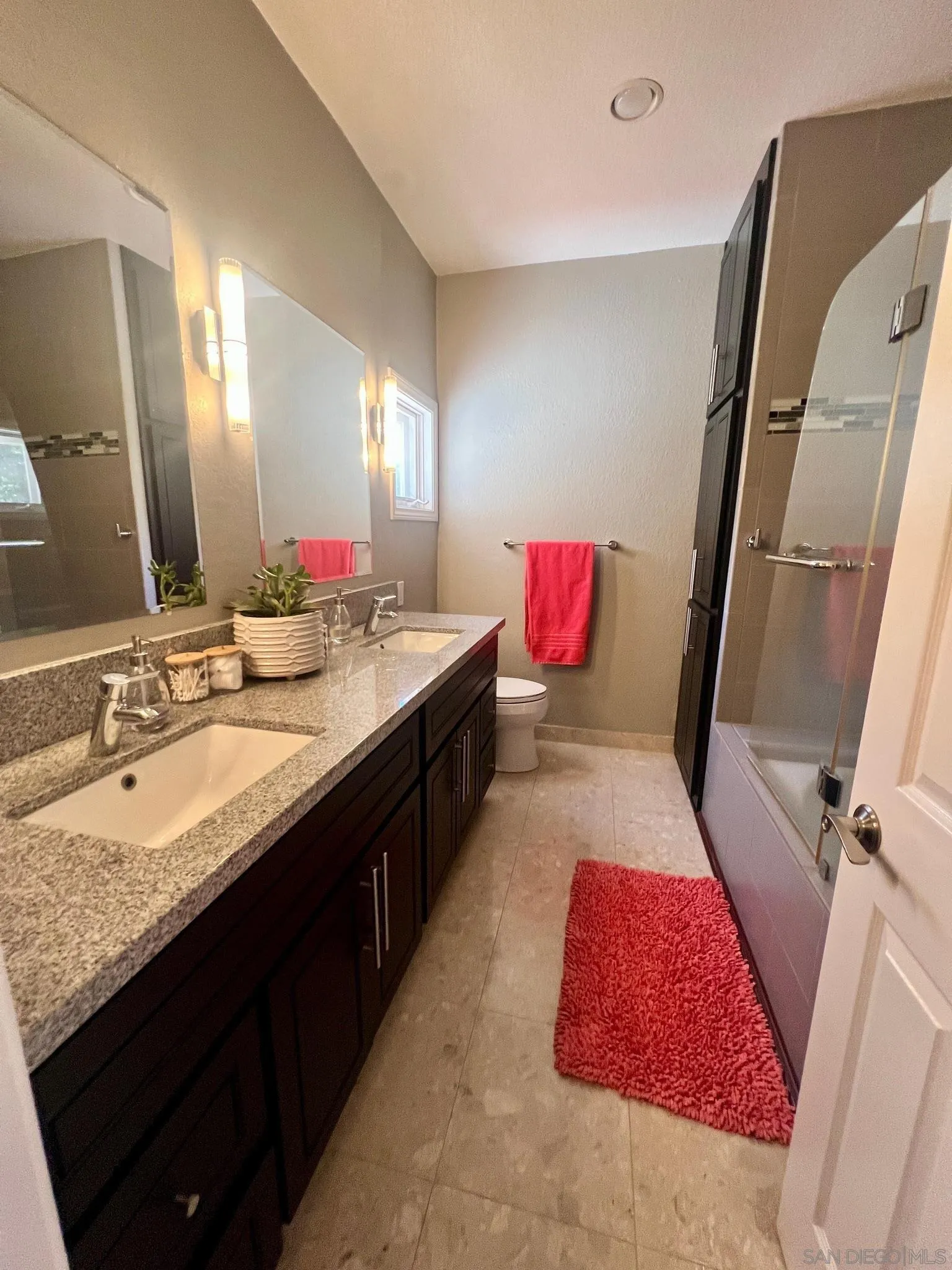 3057 Caminito Sagunto