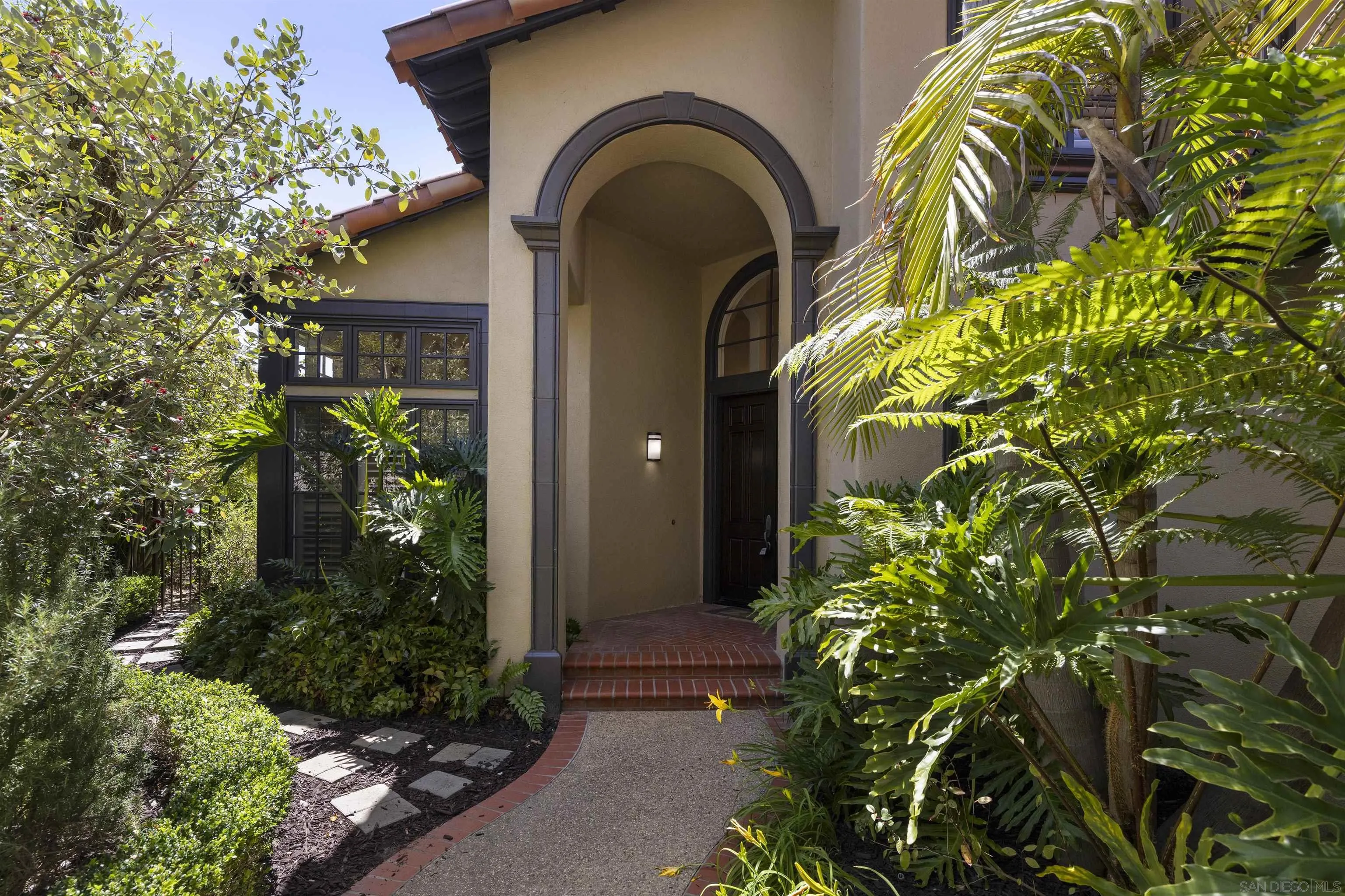 4913 Smith Canyon Ct