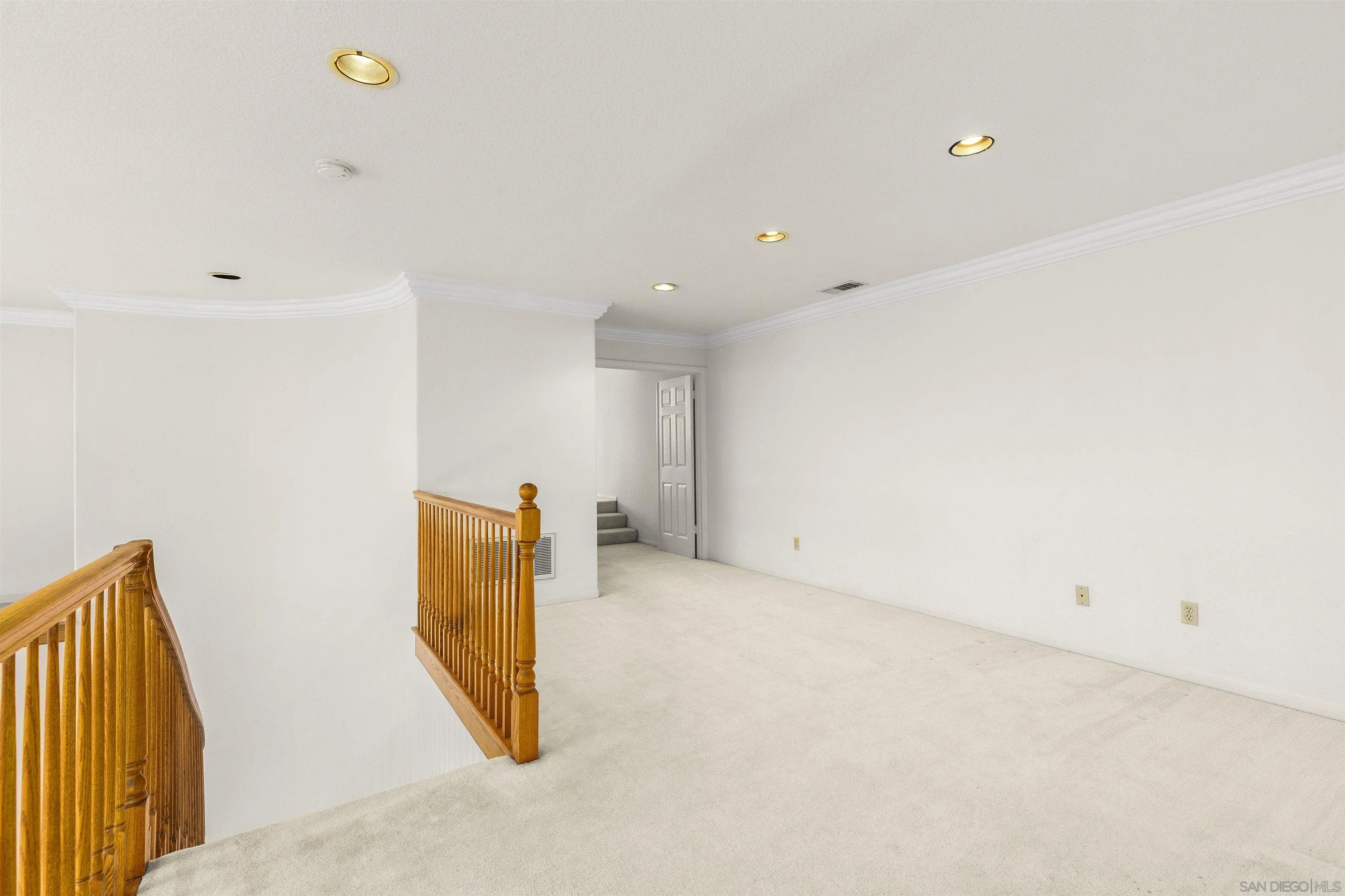 2446-2448 Sacada Cir