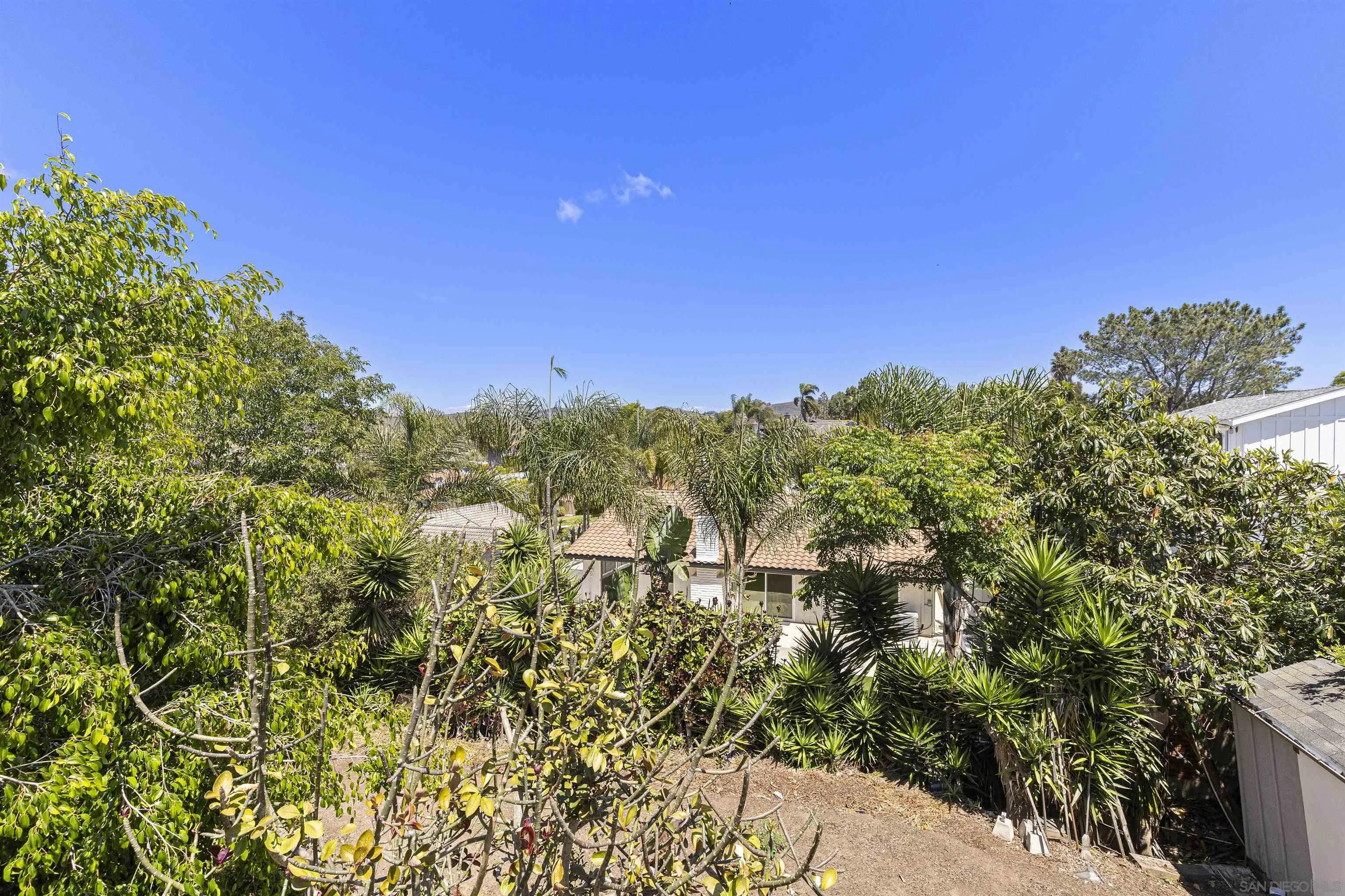 2446-2448 Sacada Cir