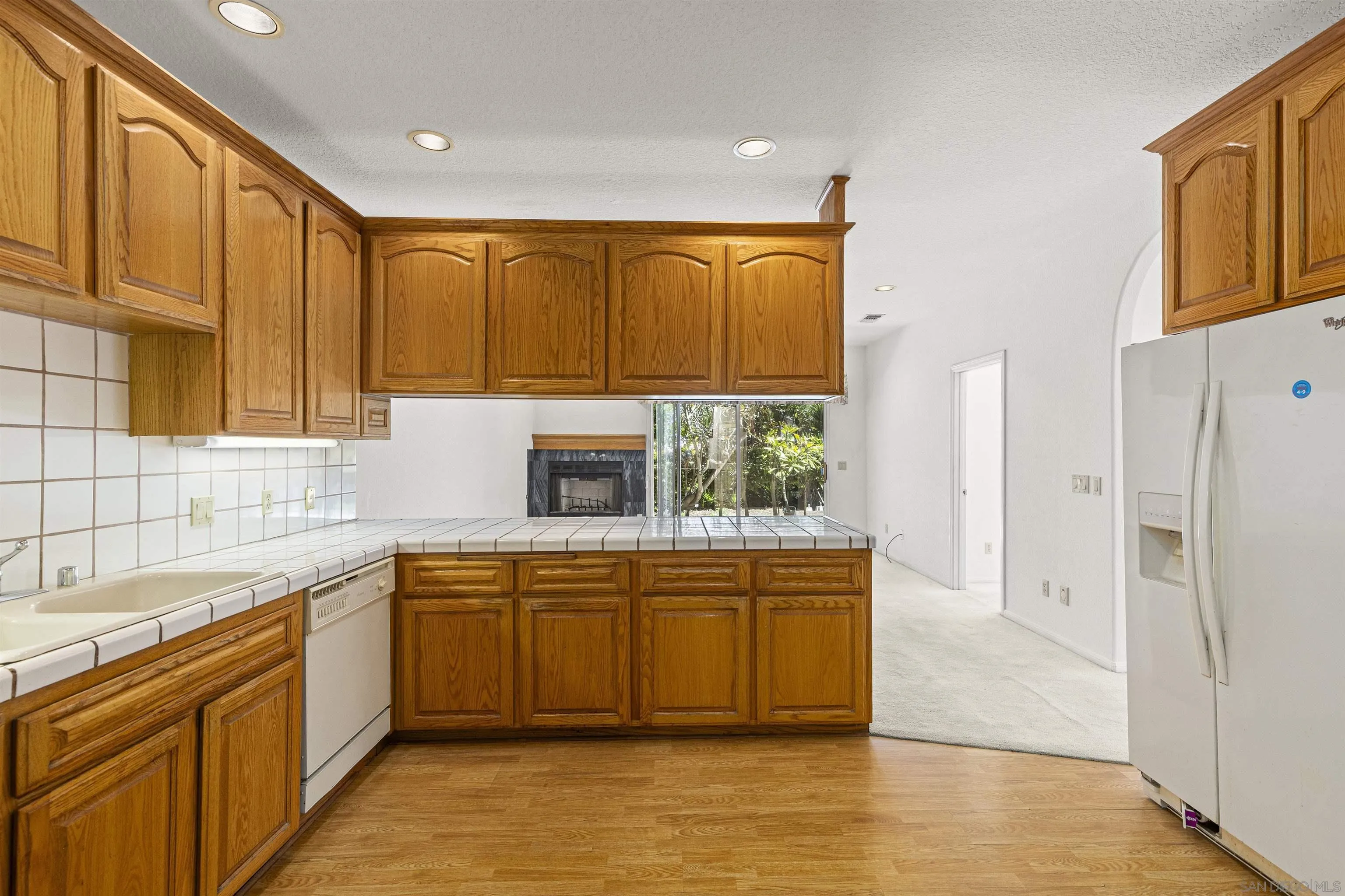 2446-2448 Sacada Cir