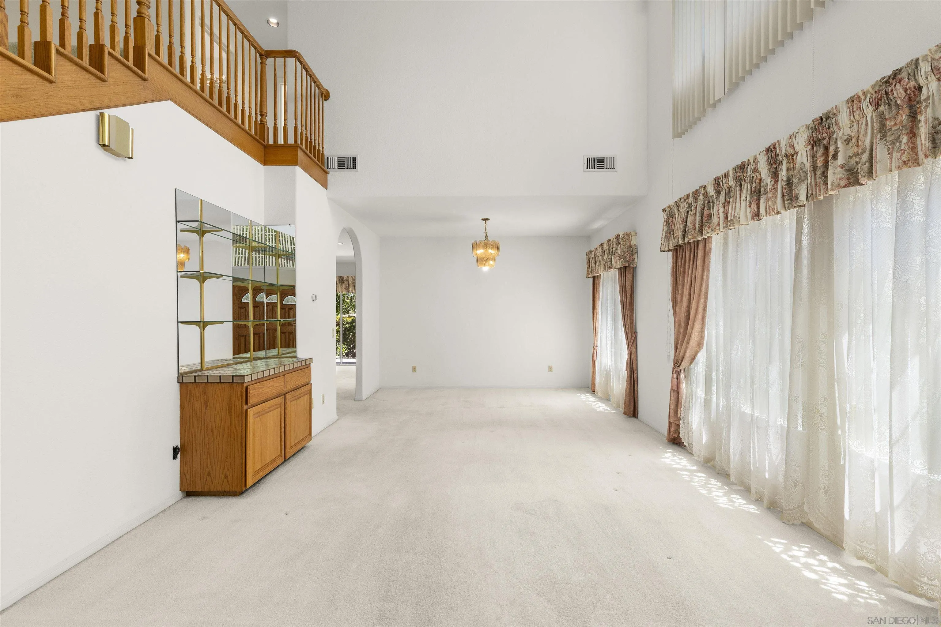 2446-2448 Sacada Cir