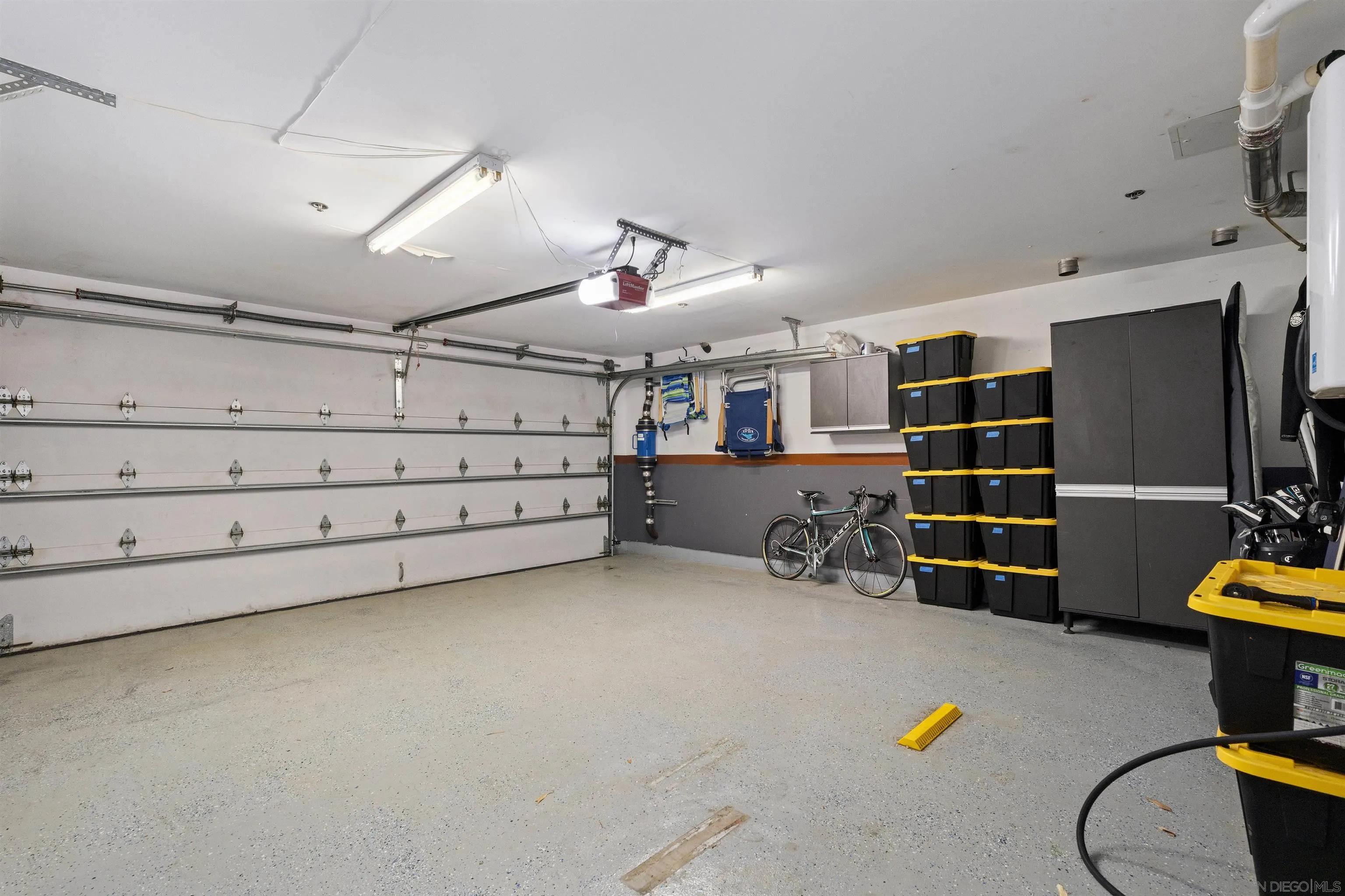 215 2nd St Unit 101