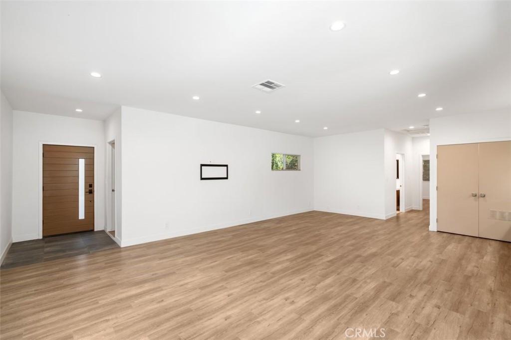 14021 Hartsook Street
