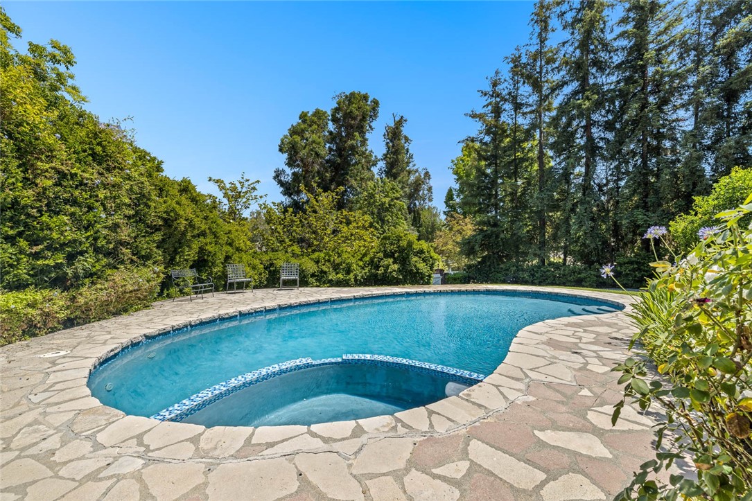 4921 Palomar Drive
