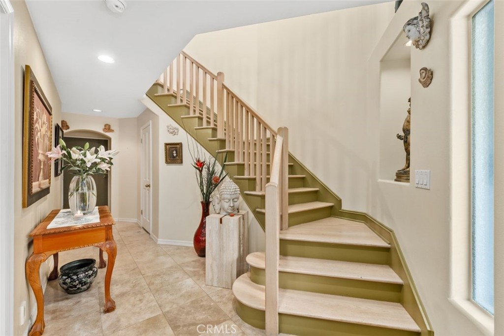 4406 Moorpark Way
