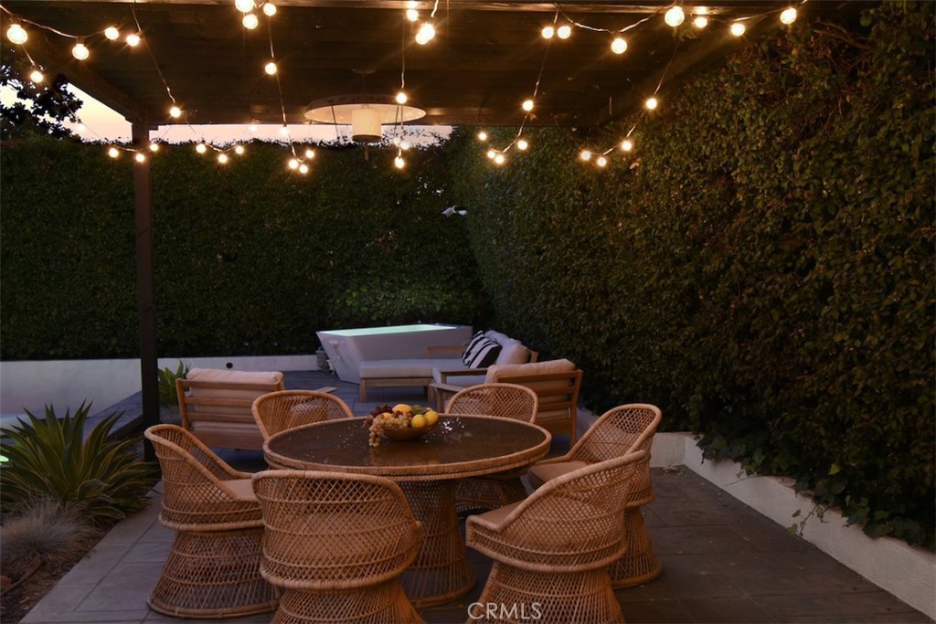 5005 Los Feliz Boulevard