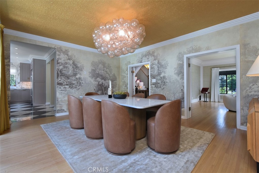 5005 Los Feliz Boulevard