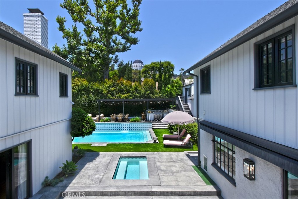 5005 Los Feliz Boulevard