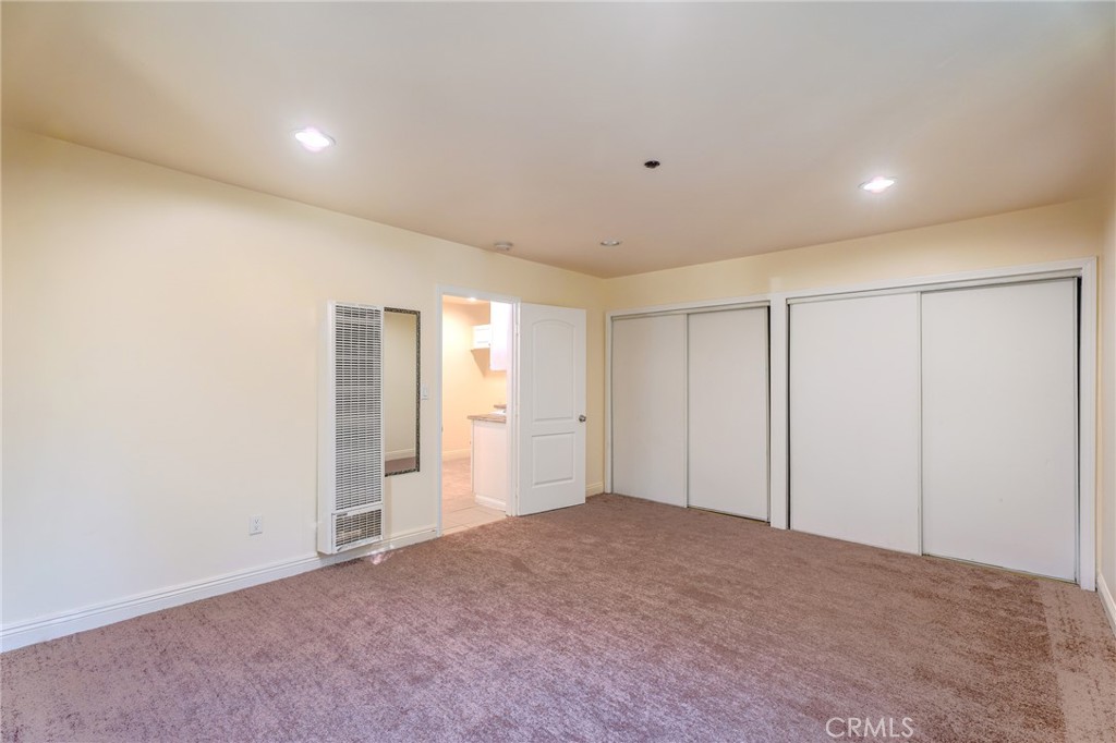 6364 Sylmar