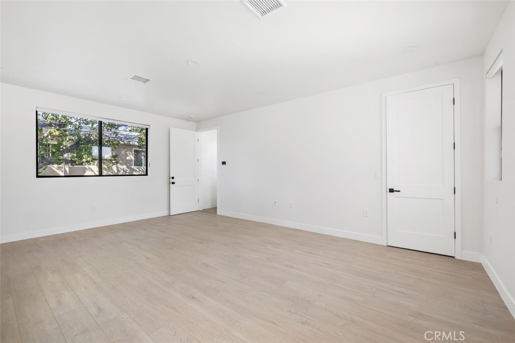 5061 1/2 Cartwright