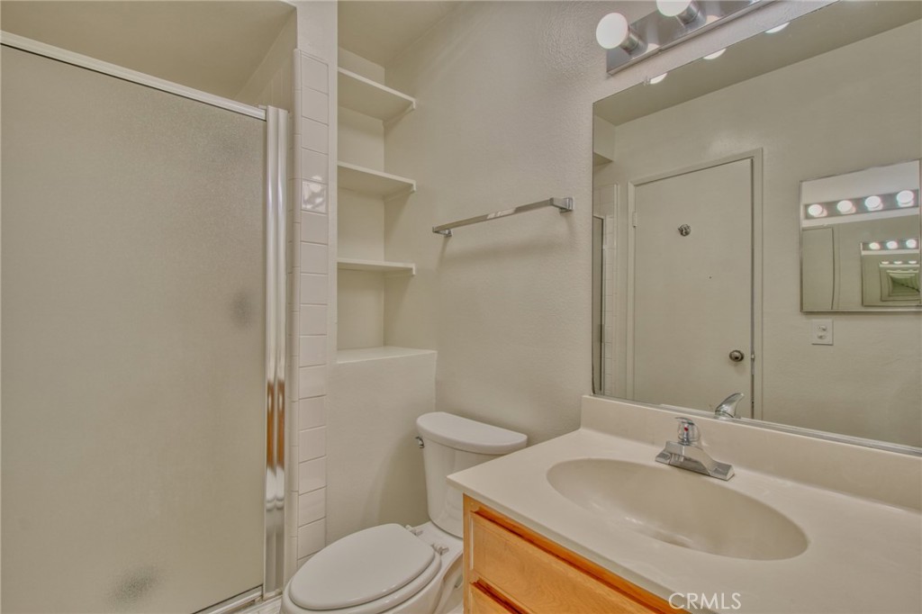 4546 Murietta Avenue 211