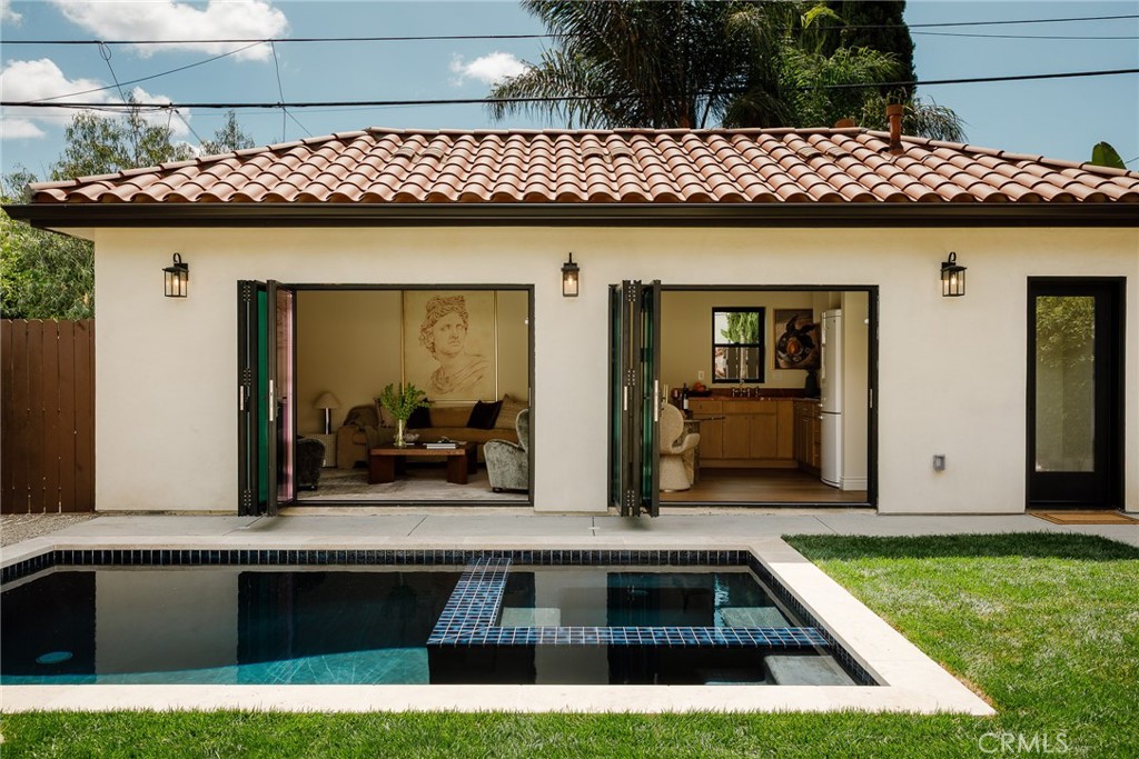 3144 Atwater