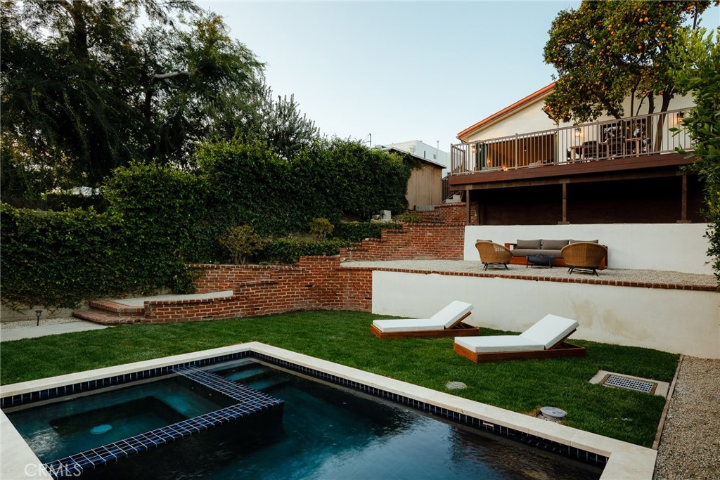 3144 Atwater