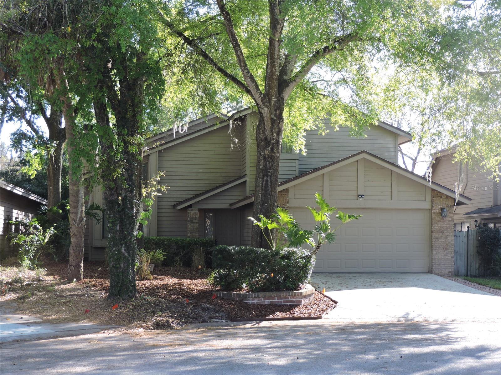 236 S FOX CHASE PT