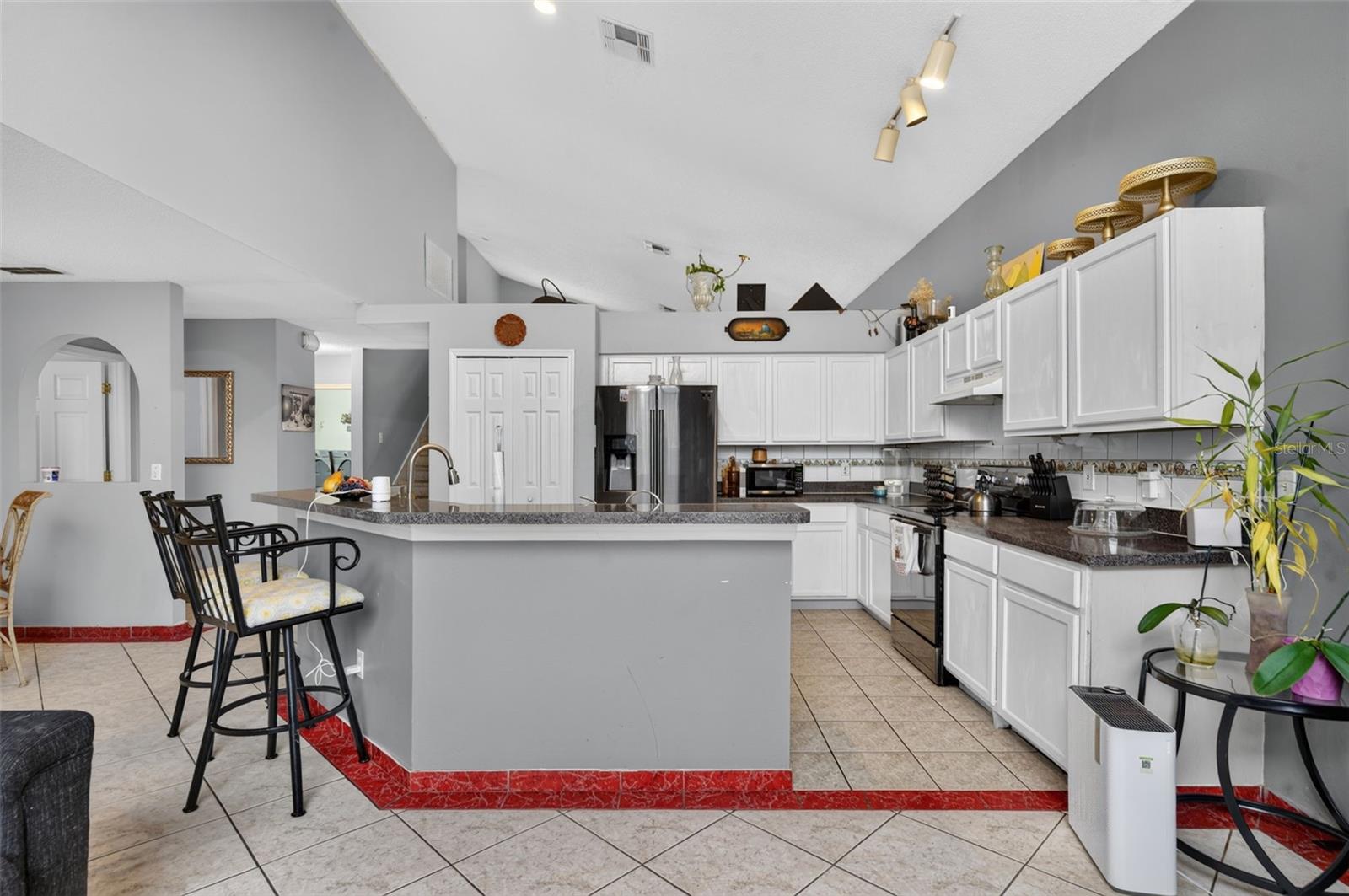 268 EASTON CIR