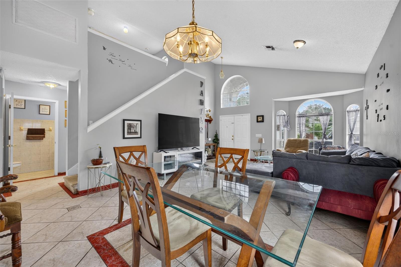 268 EASTON CIR