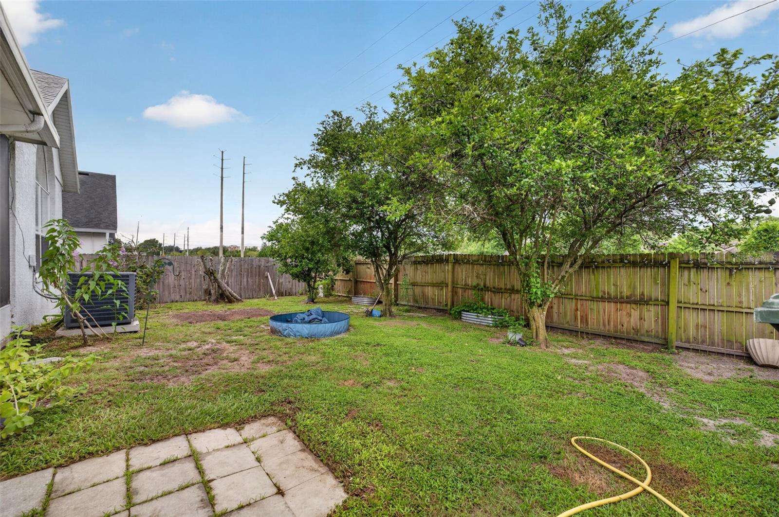 268 EASTON CIR