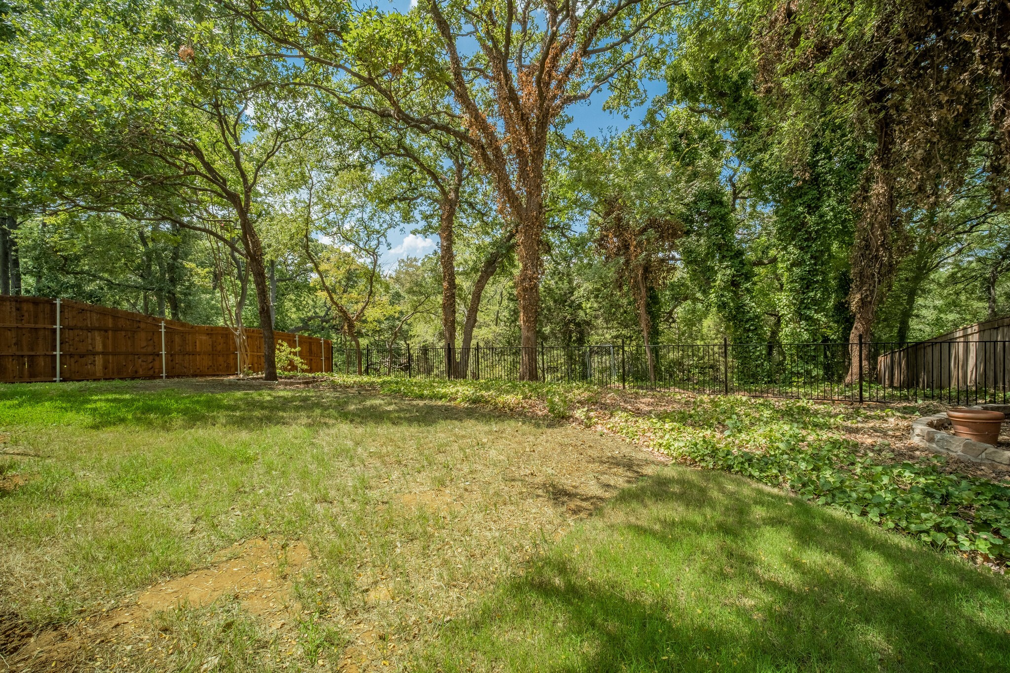 1093 W Winding Creek Drive