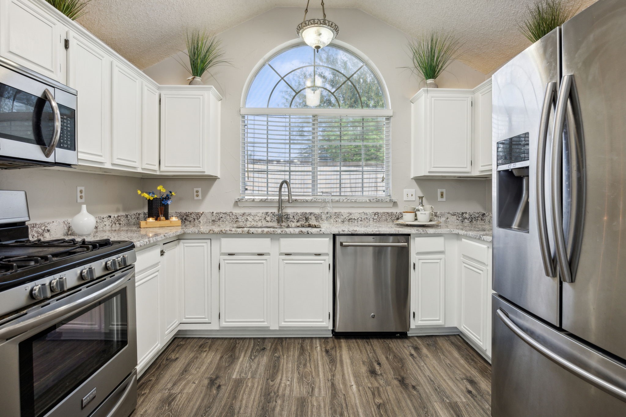 5207 Tennis Villa Drive