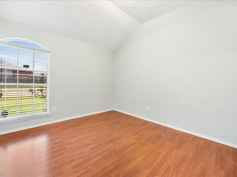 1401 Williams Creek