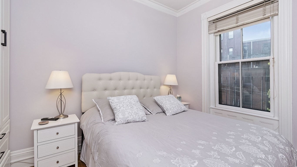 447 Marlborough # 3