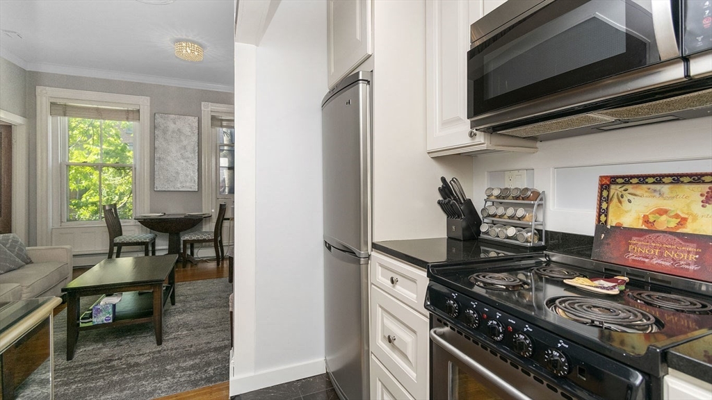 447 Marlborough # 3
