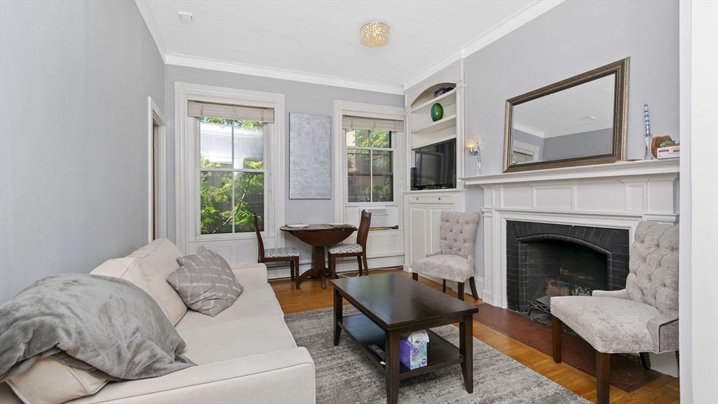 447 Marlborough # 3